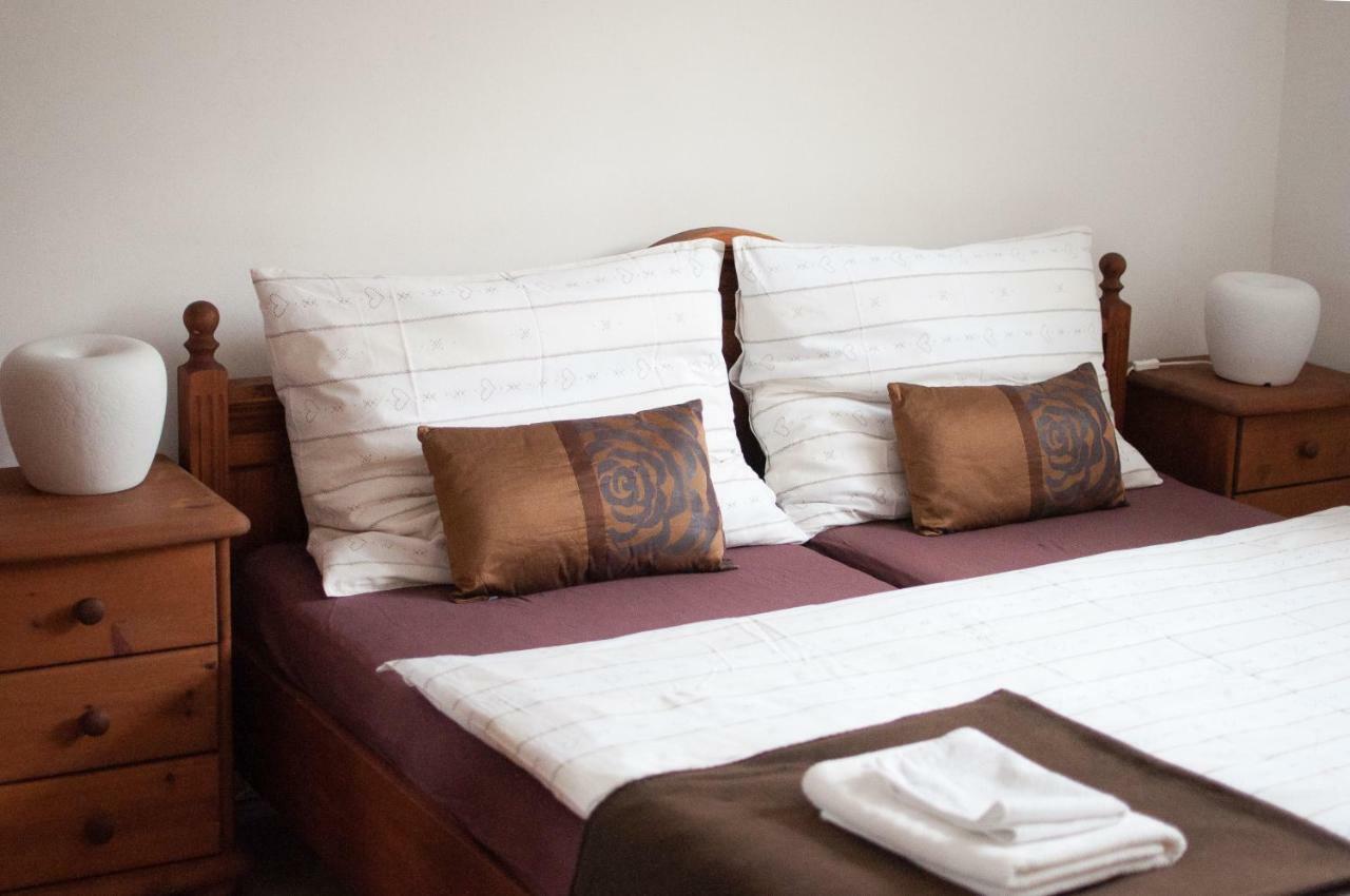 Apartament Apartman Železnice Zewnętrze zdjęcie